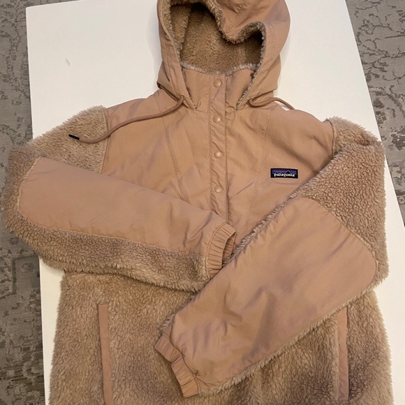 Patagonia Tan Utility Jacket - Picture 1 of 2
